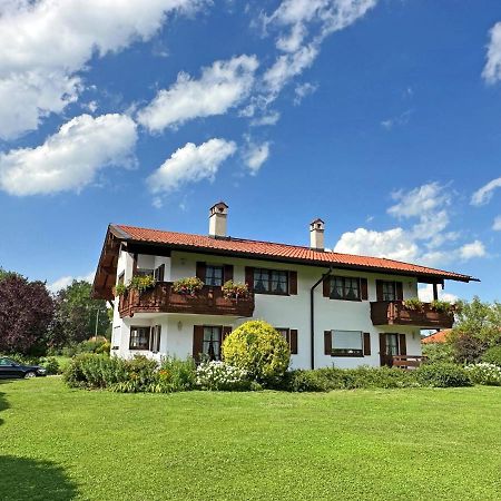 Ferienwohnungen Haus Wiesengrund Aschau im Chiemgau Exterior foto